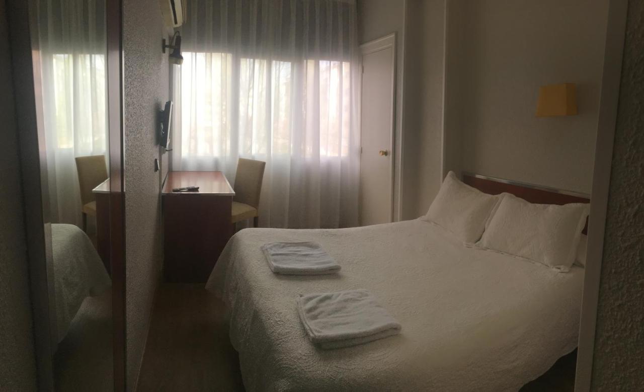 图德拉 拉帕里利亚旅馆酒店 外观 照片